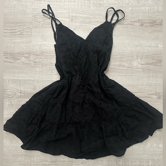 wild fable Dresses & Skirts - - Black floral lace design dress size medium